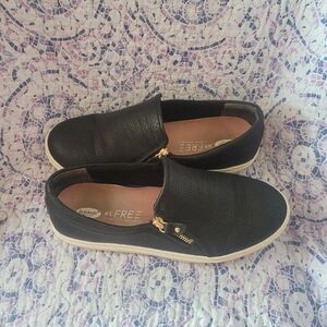 Dr. Scholls Black Slip On Gold Zipper Loafers (9W)